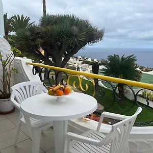 https://studio-sea-front-view-pool.tenerifehoteles.net